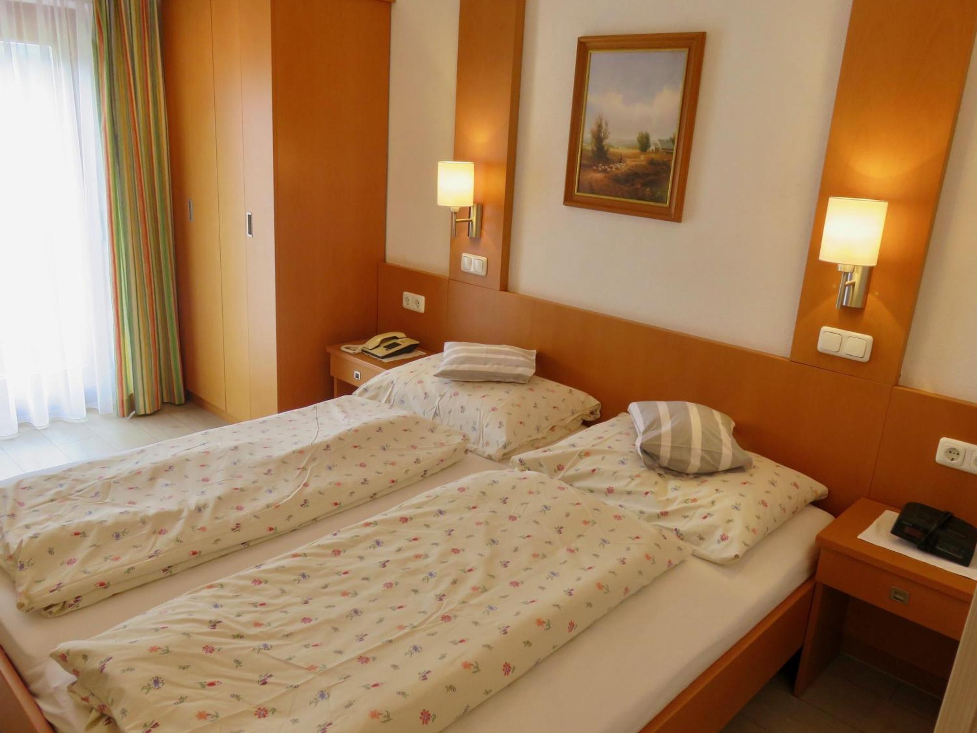 Berg-Panorama-Hof Sturmgut Guest House Hinterstoder Room photo